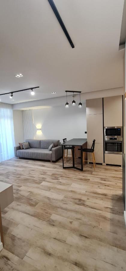 Oasis-Rent Apartment คีชีเนา ภายนอก รูปภาพ
