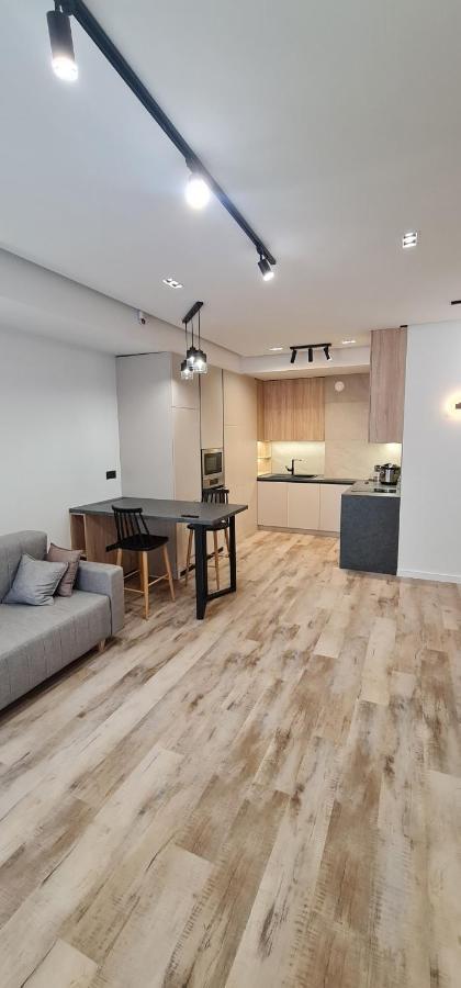 Oasis-Rent Apartment คีชีเนา ภายนอก รูปภาพ