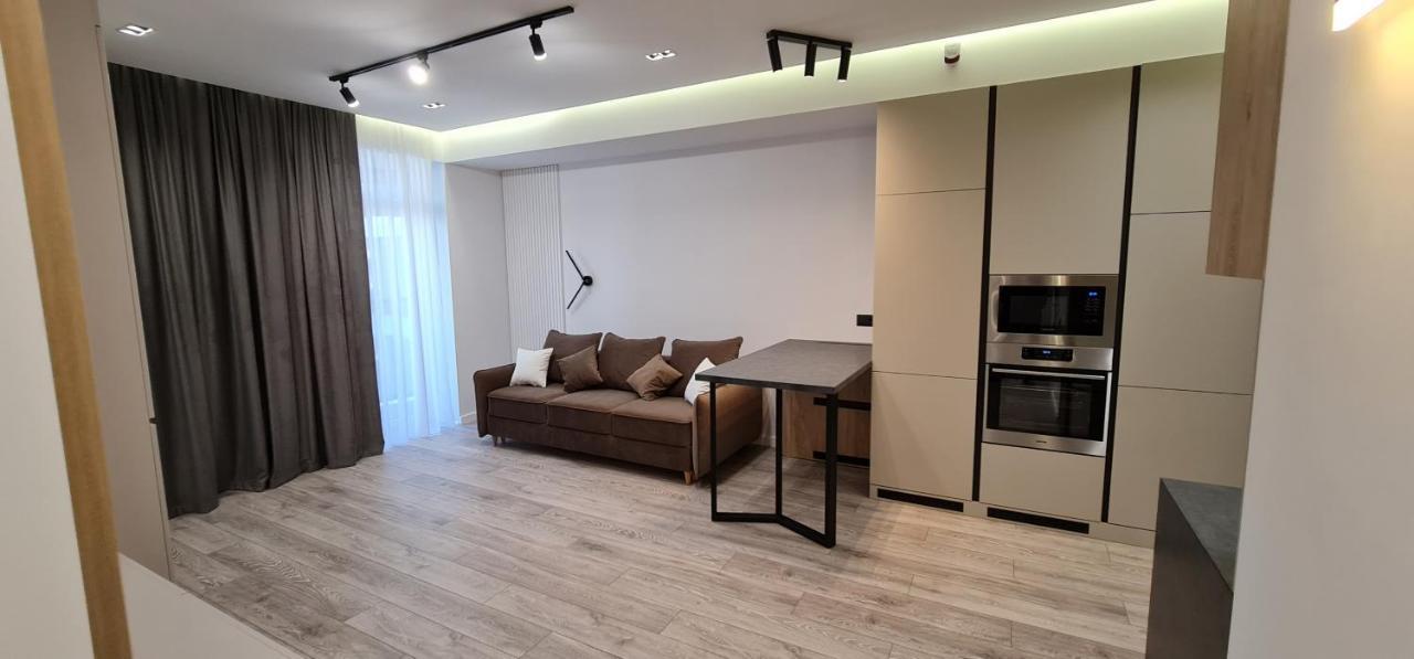 Oasis-Rent Apartment คีชีเนา ภายนอก รูปภาพ